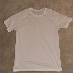 Men’s lululemon athletic top